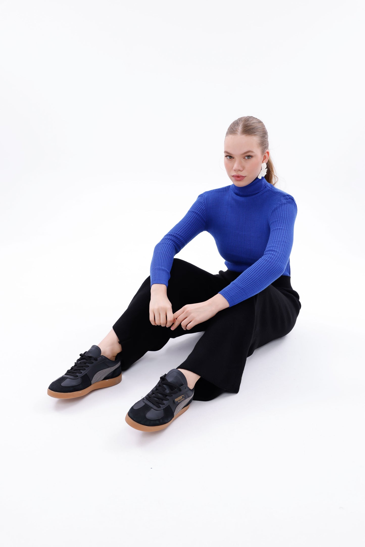 TRİKO SİYAH PANTOLON