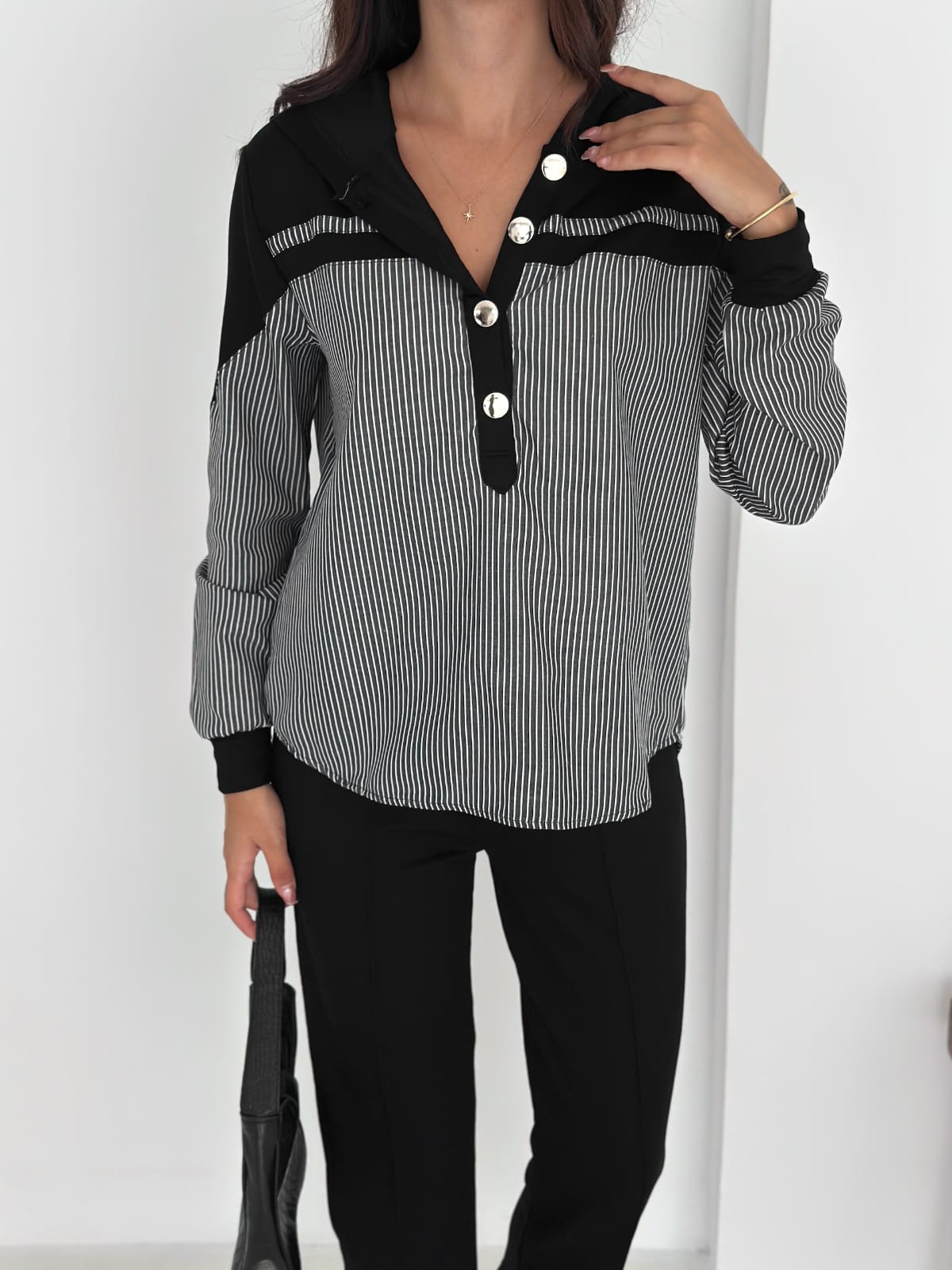 Sweat-poplin-Gömlek-Kombinli-Takım–KAPUSONLU-Siyah