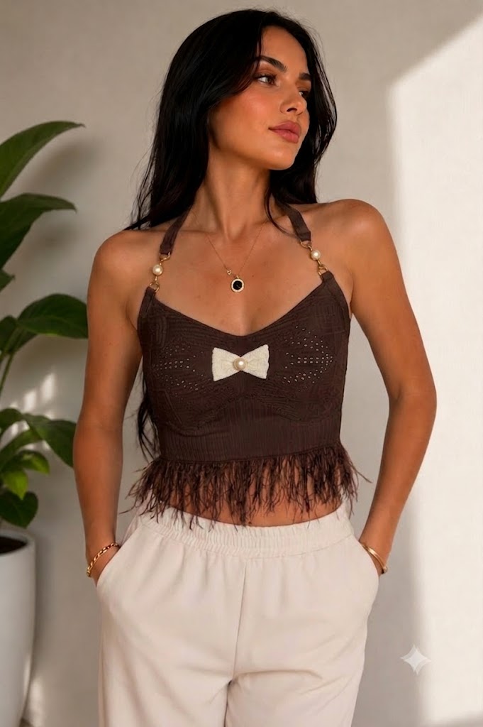 Kadın Gece Kelebeği Fiyonk İnci Detaylı Püsküllü Triko Crop Top