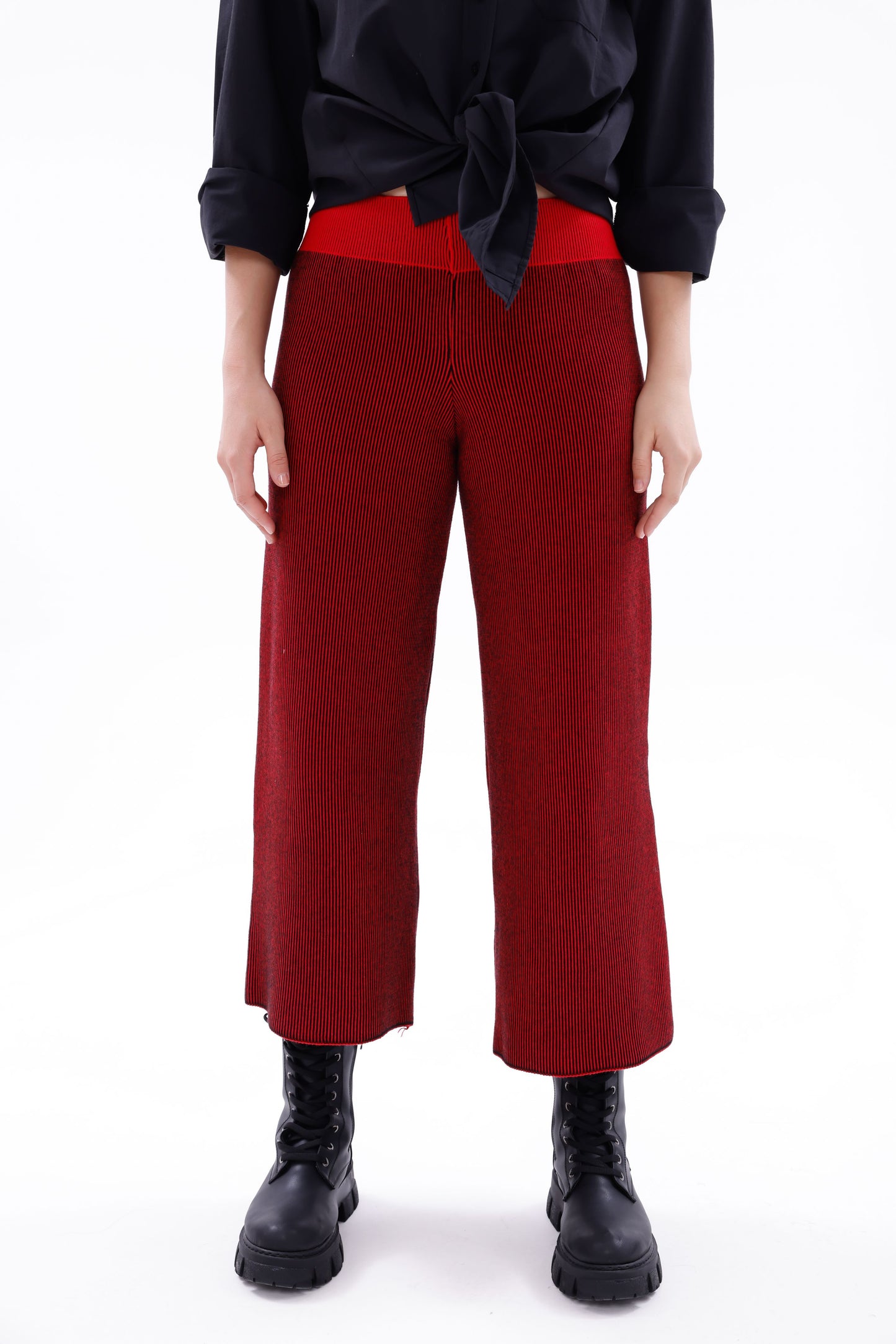 TRİKO SİYAH/KIRMIZI ÇİZGİLİ PANTOLON