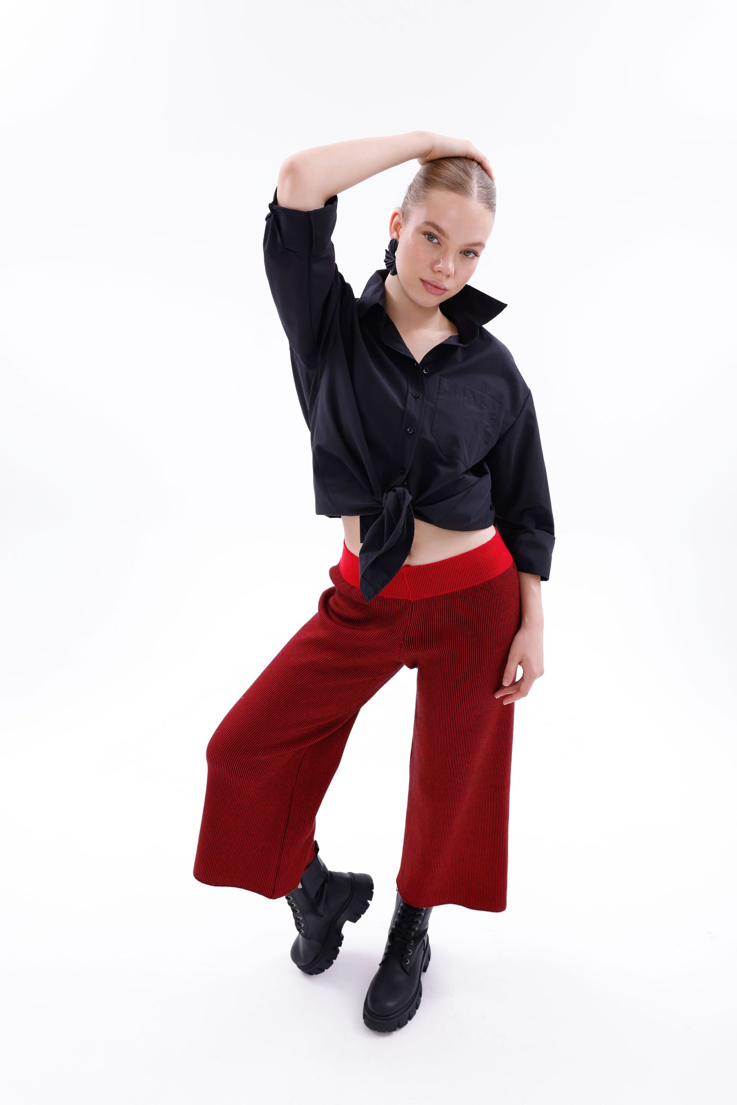 TRİKO SİYAH/KIRMIZI ÇİZGİLİ PANTOLON