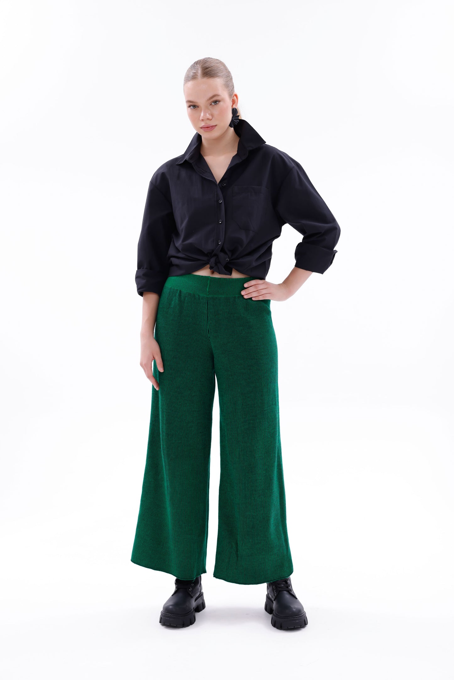 TRiKO SiYAH/YESiL CiZGiLi PANTOLON