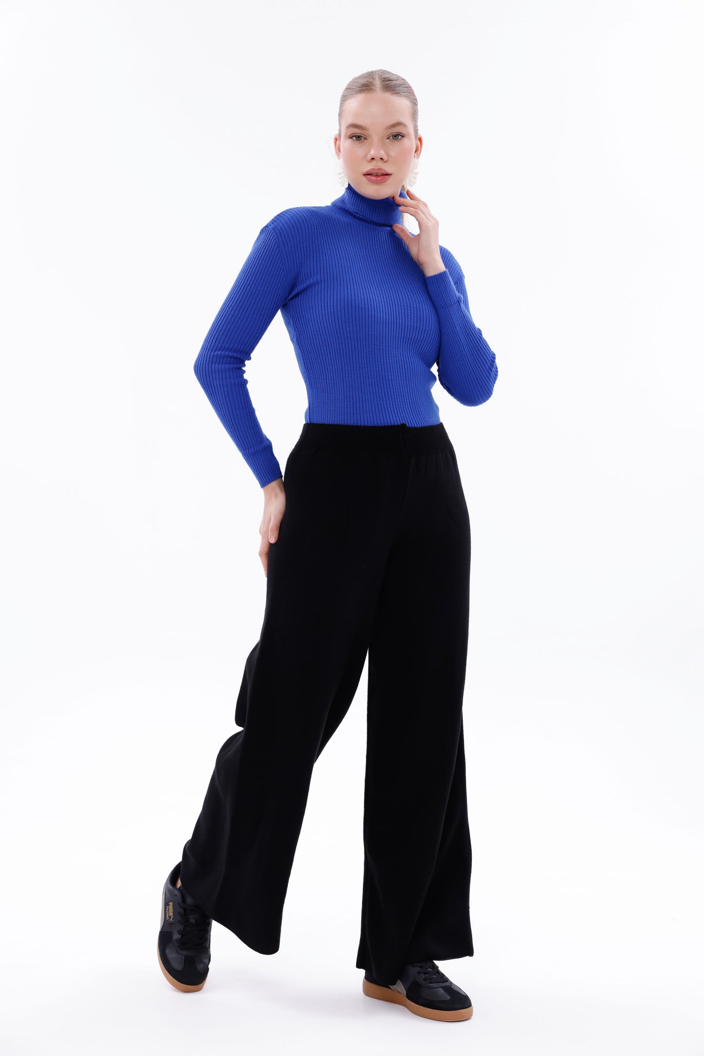 TRİKO SİYAH PANTOLON