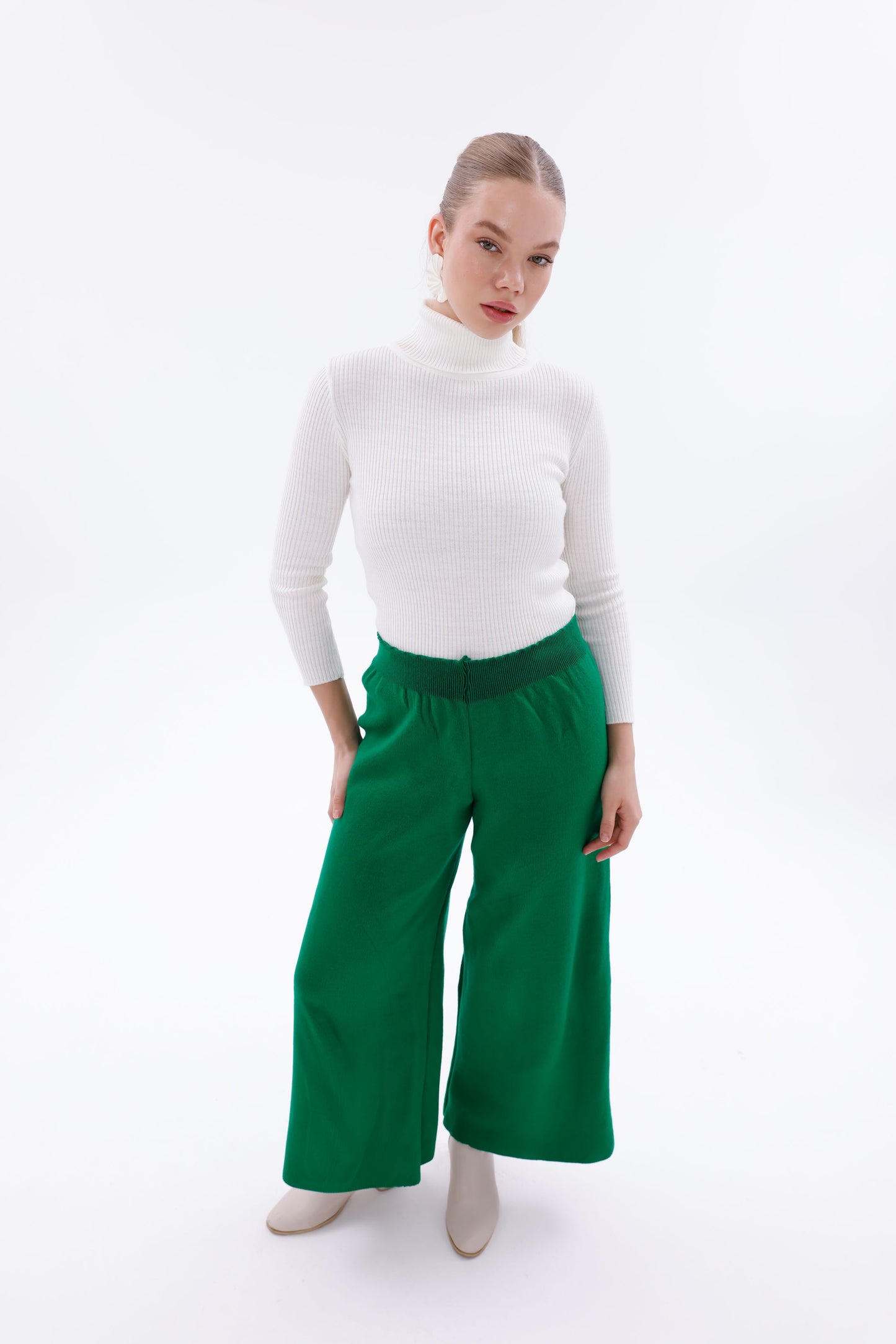 TRİKO YEŞİL PANTOLON