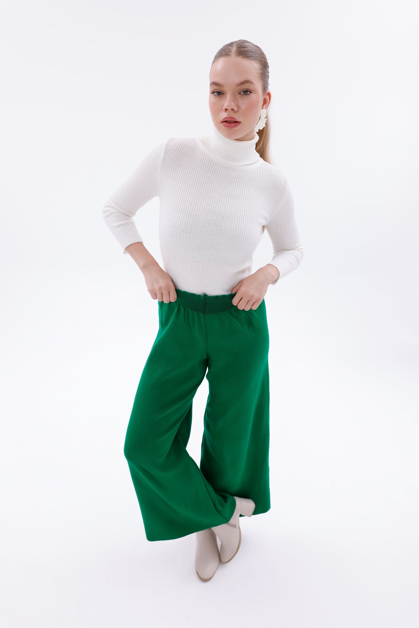 TRİKO YEŞİL PANTOLON