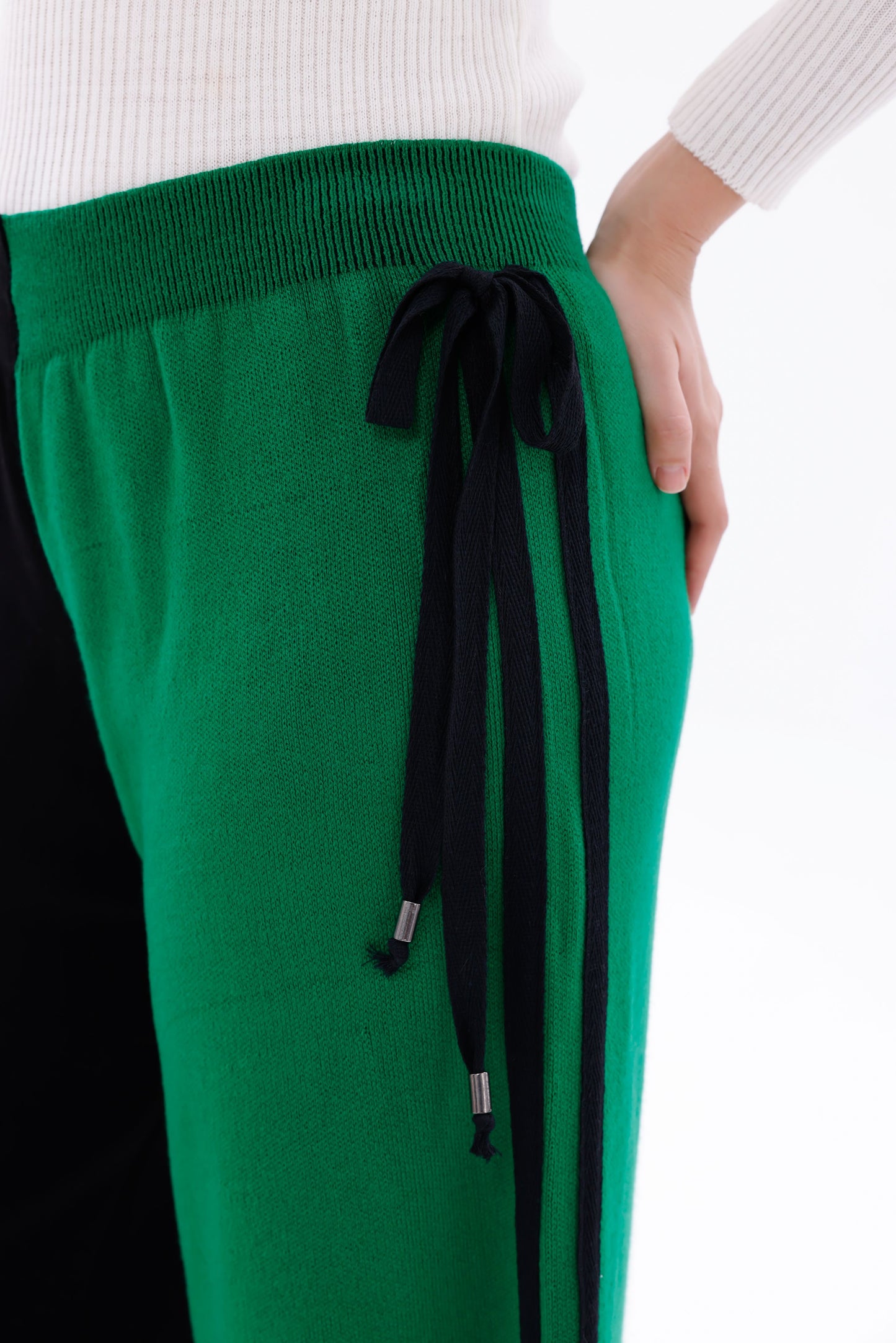 TRİKO SİYAH/YEŞİL PANTOLON